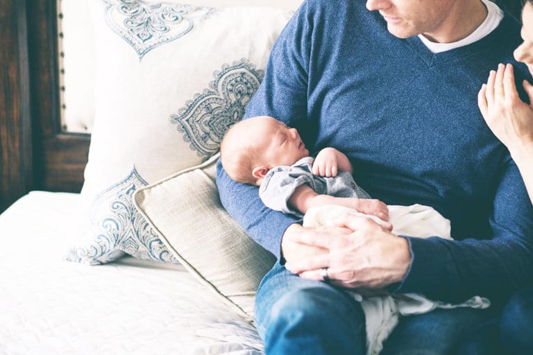 10 Easy Ways to Involve New Dads in Baby Care