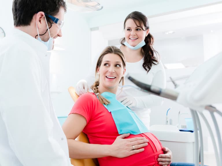 5 Tips to Have a Great Dental Cleaning While Pregnant
