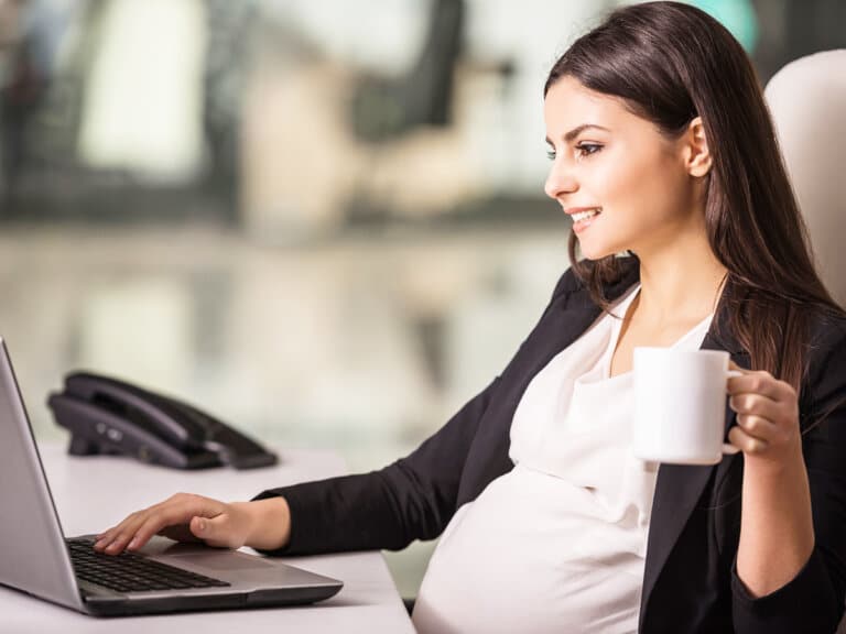 7 Ways to Financially Prepare for Maternity Leave