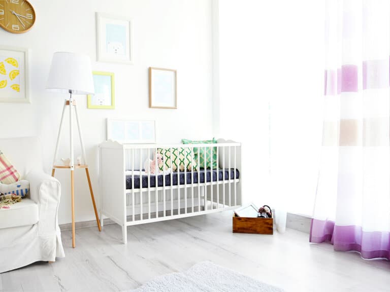 How to Avoid Clutter and Waste When Setting Up the Nursery