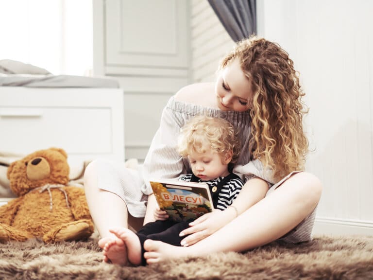 10 Practical Ways to Help Your Kids Fall in Love With Books